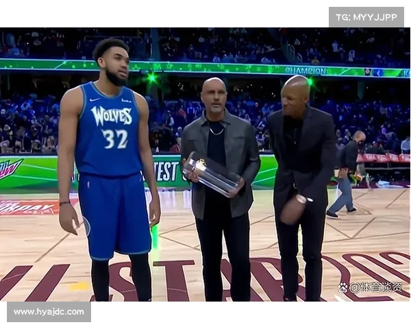 NBA全明星赛新赛制:四队三赛小型锦标赛模式 3组全明星+新秀队 NBA全明星赛新赛制:四队三赛小型锦标赛模式 3组全明星+新秀队