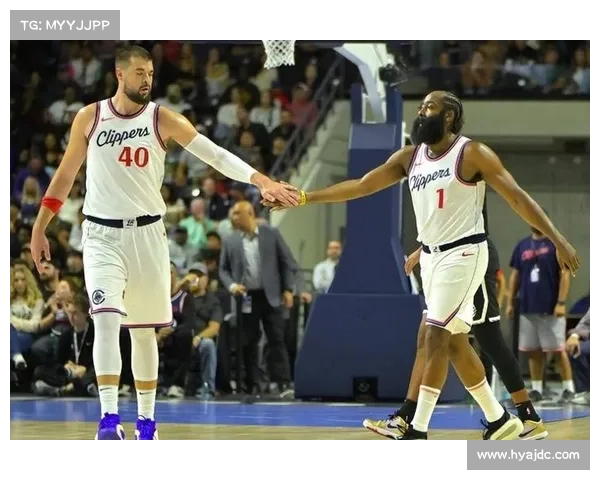 NBA火箭vs马刺99-130全场录像 哈登20分阿尔德里奇25+10 NBA火箭vs马刺99-130全场录像 哈登20分阿尔德里奇25+10